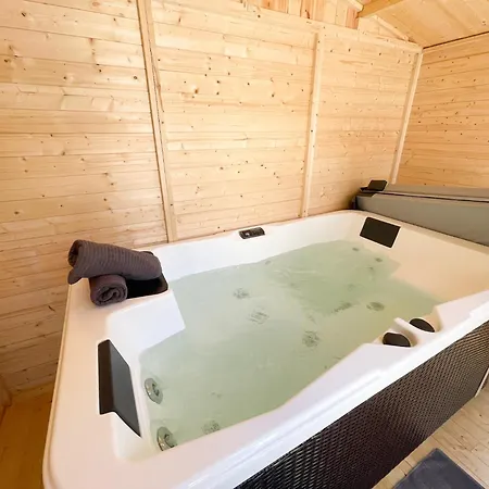 Jacuzzi Au Cocon Brestois Apartment Exterior photo